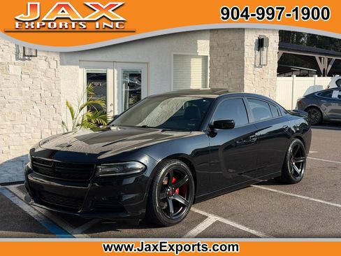 Used 2020 Dodge Charger SXT w/ Leather Interior Group image 1