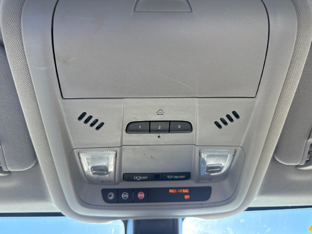 Used 2019 Chevrolet Equinox Premier FWD image 25
