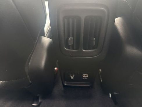 Used 2018 Jeep Compass Limited w/ Navigation Group image 31