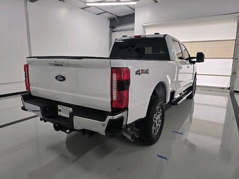 Used 2024 Ford F250 Lariat w/ FX4 Off-Road Package AWD/4WD image 6