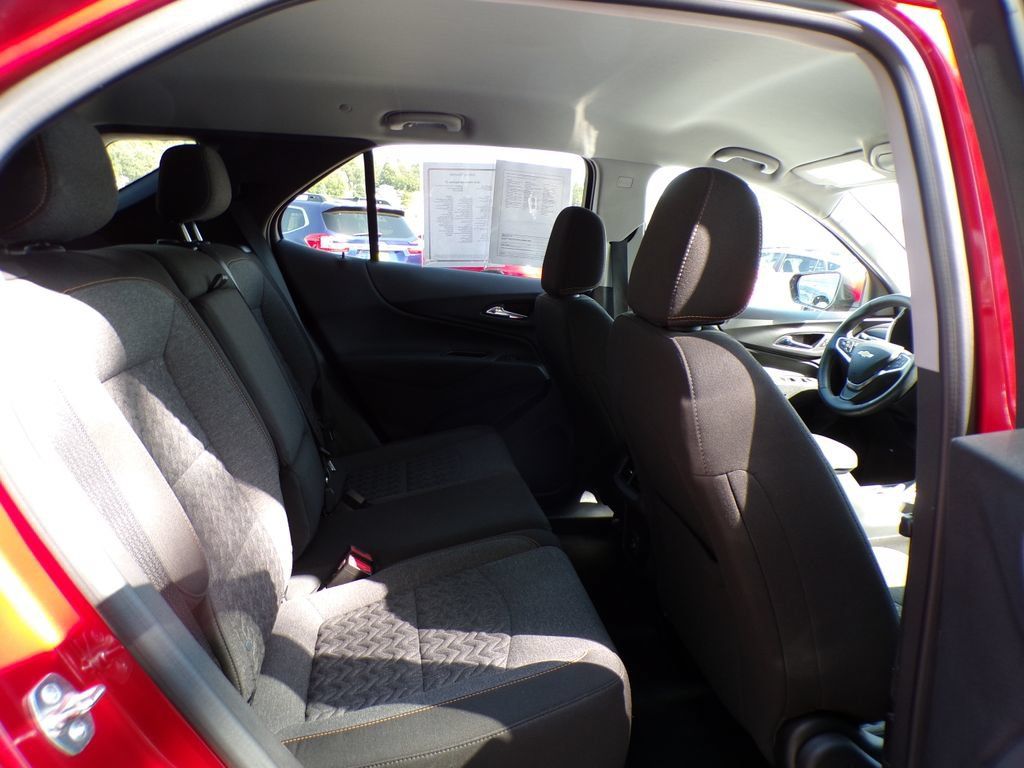 Used 2024 Chevrolet Equinox LT AWD/4WD image 20