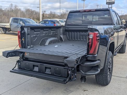 New 2026 GMC Sierra 2500 Denali Ultimate image 14