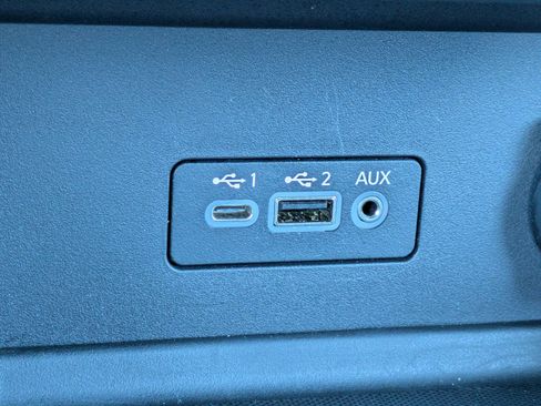Used 2022 Nissan Sentra SV FWD image 22