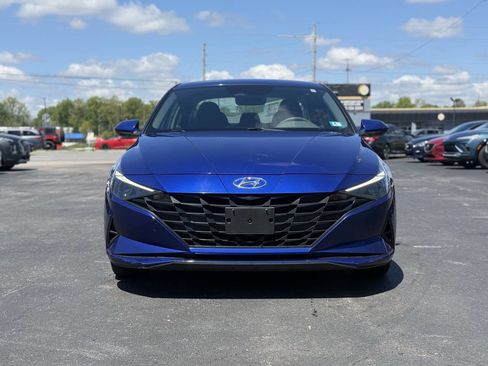 Used 2022 Hyundai Elantra SEL w/ Cargo Package FWD image 8