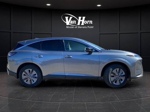 Used 2025 Nissan Murano SL AWD/4WD image 2