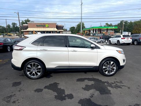 Used 2016 Ford Edge Titanium w/ Equipment Group 302A image 8