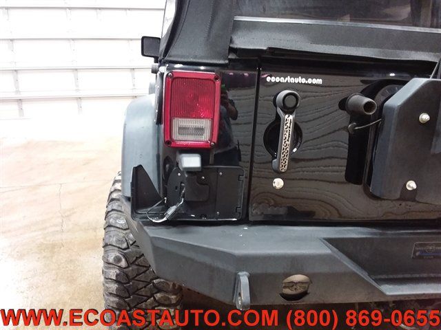 Used 2014 Jeep Wrangler Unlimited Sport w/ Quick Order Package 24S AWD/4WD image 17