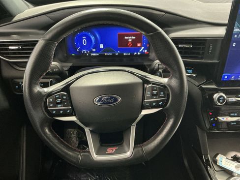 Used 2022 Ford Explorer ST w/ Equipment Group 401A image 24