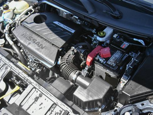 Used 2025 Nissan Rogue SV FWD image 47