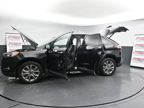 Used 2019 Ford Edge Titanium w/ Cargo Accessory Package image 28