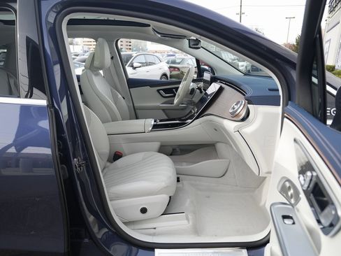 Used 2023 Mercedes-Benz EQE 500 4MATIC SUV image 35