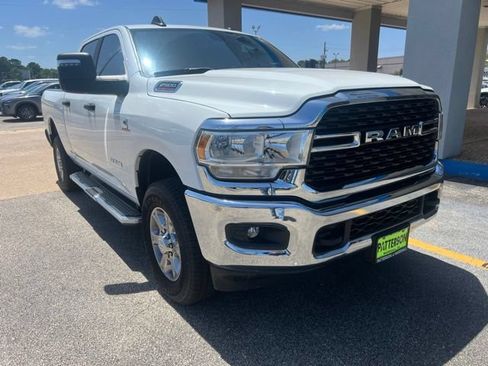 Used 2024 RAM 2500 Big Horn AWD/4WD image 4