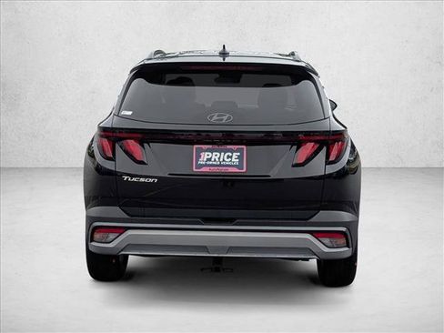 Used 2025 Hyundai Tucson SEL FWD image 6