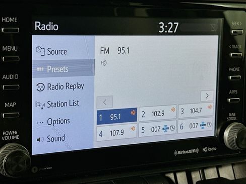 Used 2019 Toyota RAV4 Limited FWD image 21