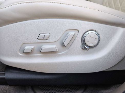 Used 2024 Genesis GV80 3.5T w/ Prestige Matte Package image 18