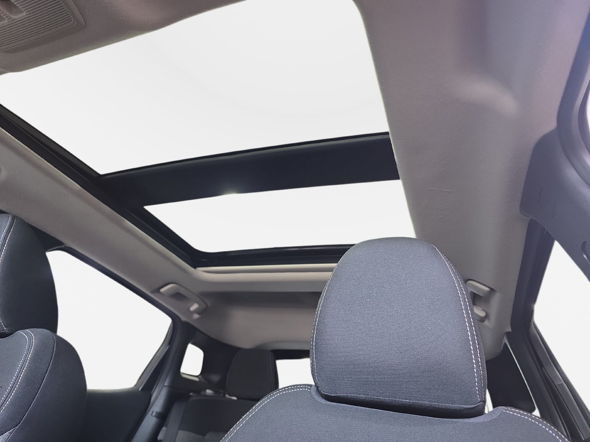 New 2027 Nissan Kicks SV w/ SV Premium Package FWD image 28