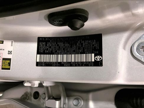 Used 2024 Toyota Corolla LE FWD image 37