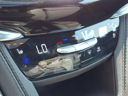 New 2025 Cadillac XT6 Sport w/ Technology Package image 22