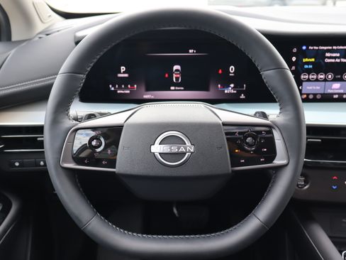 Used 2025 Nissan Murano SL AWD/4WD image 14