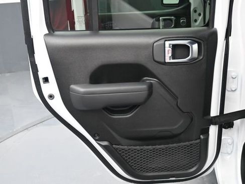New 2026 Jeep Wrangler Unlimited Sport AWD/4WD image 9