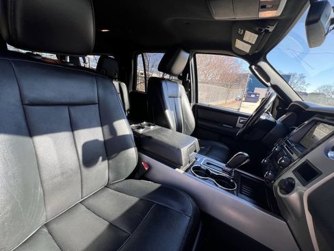 Used 2017 Ford Expedition EL Limited image 15