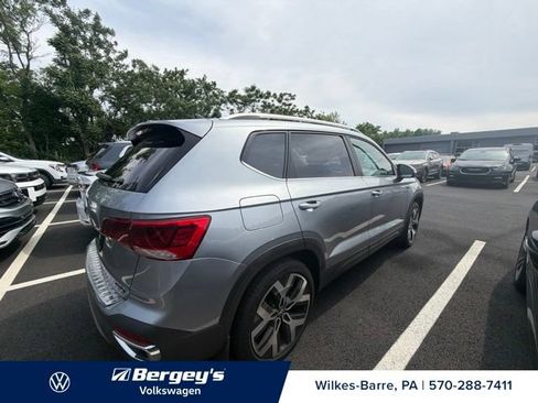Used 2023 Volkswagen Taos SEL AWD/4WD image 11