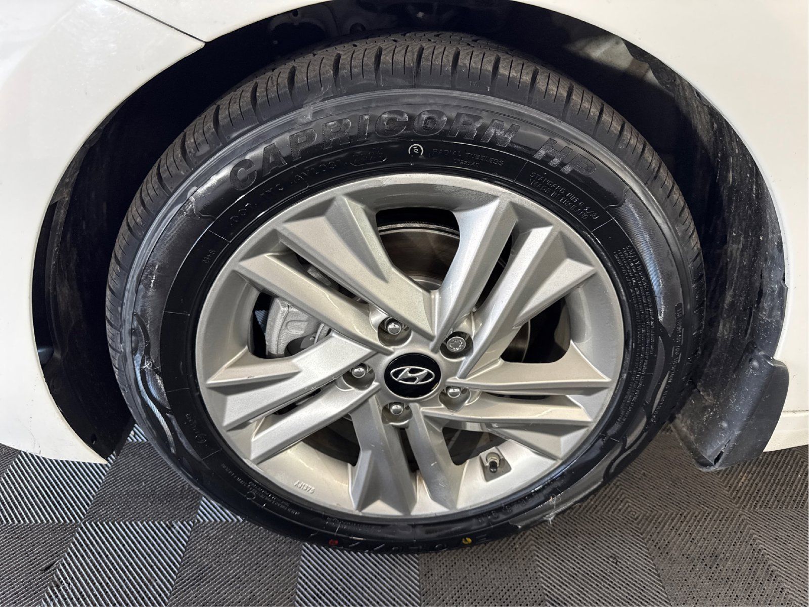 Used 2020 Hyundai Elantra Value Edition FWD image 23