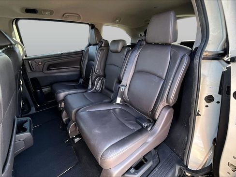 Used 2018 Honda Odyssey EX-L image 12
