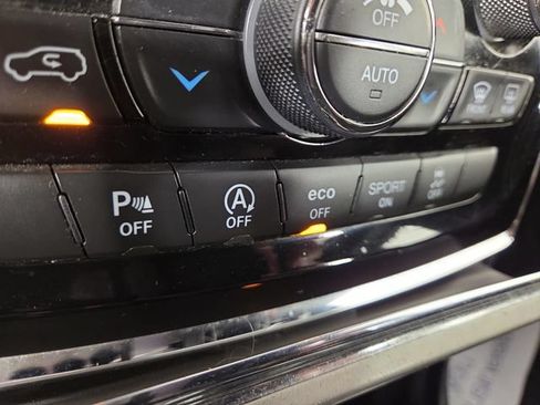 Used 2019 Jeep Grand Cherokee Altitude AWD/4WD image 26