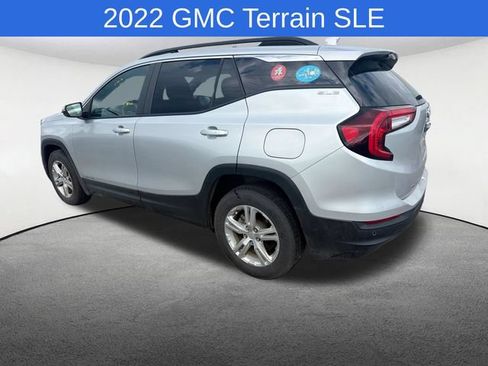 Used 2022 GMC Terrain SLE w/ Driver Convenience Package AWD/4WD image 4
