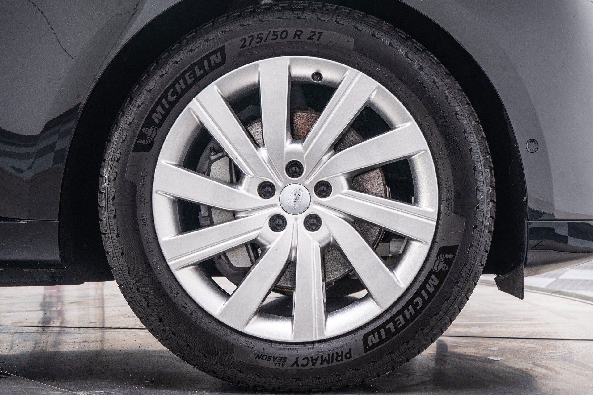 Used 2024 Land Rover Range Rover SE AWD/4WD image 11
