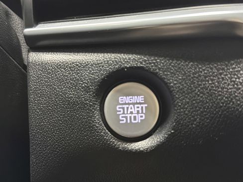 Used 2025 Kia Sorento SX image 25