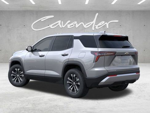 New 2025 Chevrolet Equinox LT image 3