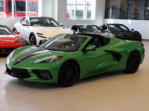 Used 2026 Chevrolet Corvette Stingray Coupe w/ 1LT image 18