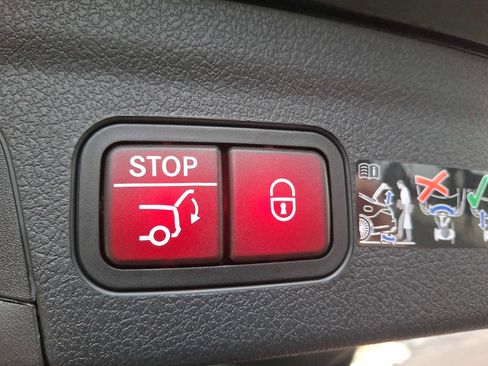 Used 2026 Mercedes-Benz GLE 450 4MATIC image 27