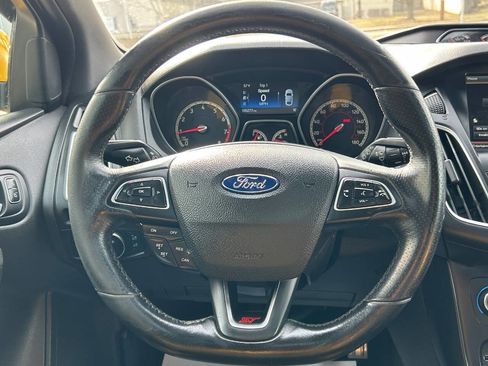 Used 2015 Ford Focus ST w/ Equipment Group 401A image 30