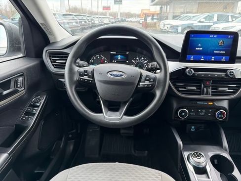 Used 2022 Ford Escape SE image 14
