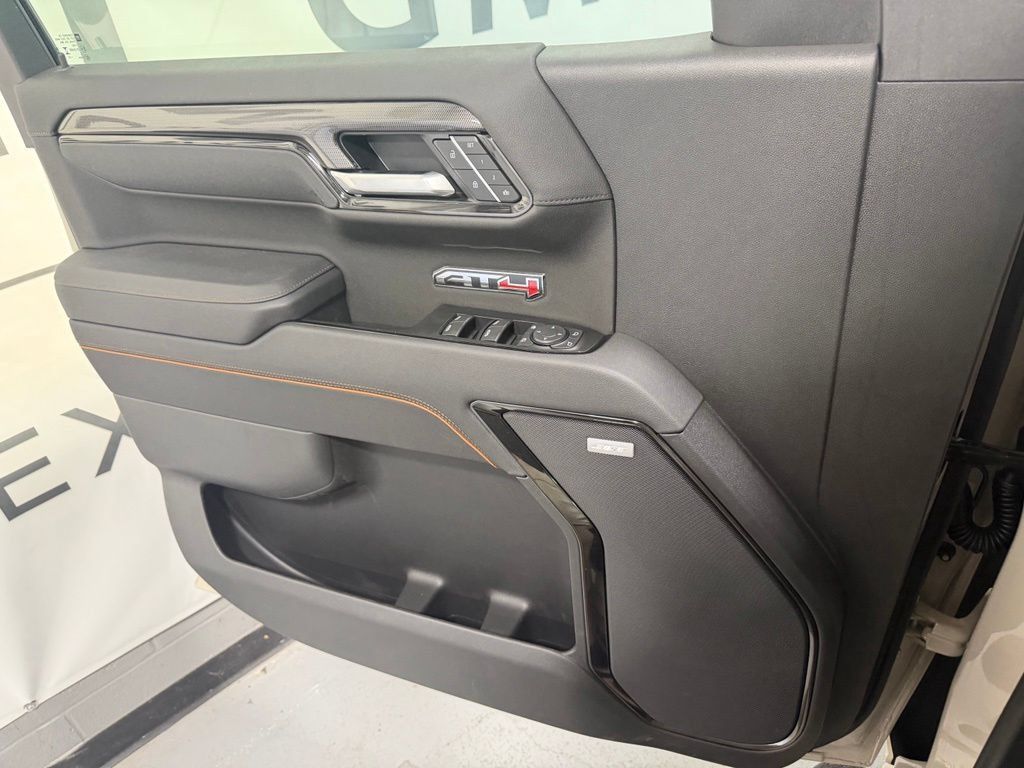 New 2026 GMC Sierra 1500 AT4 w/ AT4 Premium Package AWD/4WD image 11
