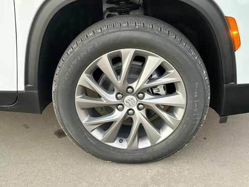 New 2026 Buick Enclave Preferred w/ Power Package image 10