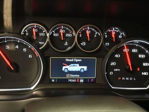 Used 2021 Chevrolet Silverado 1500 RST w/ Safety Package AWD/4WD image 11
