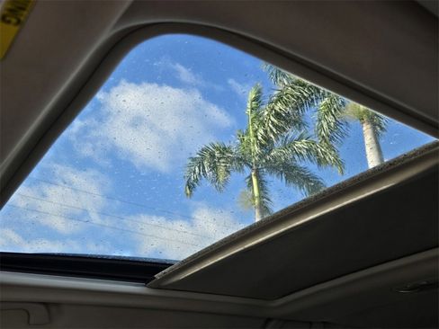 Used 2021 Subaru Forester Touring image 16