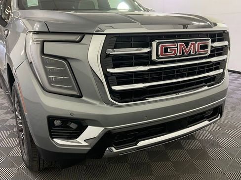 New 2026 GMC Yukon XL Elevation AWD/4WD image 9