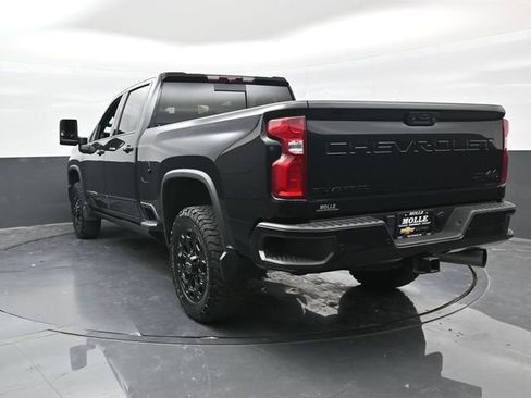 Used 2024 Chevrolet Silverado 2500 High Country w/ Midnight Edition AWD/4WD image 5