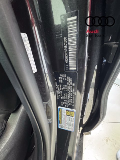 Used 2026 Kia Carnival FWD image 40