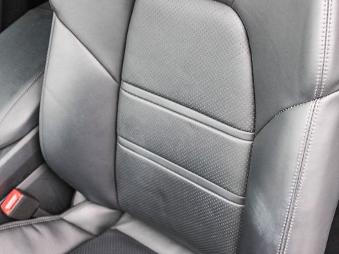 Used 2022 Porsche Cayenne image 23