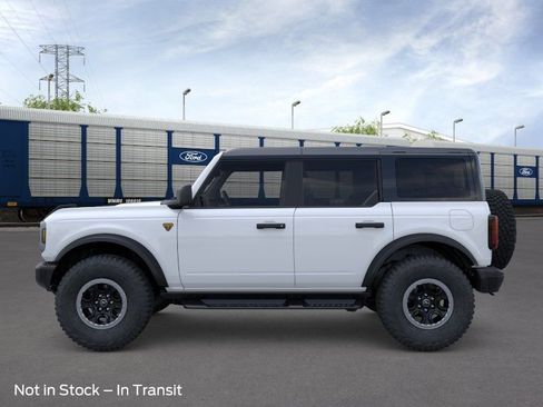 New 2026 Ford Bronco Badlands AWD/4WD image 3