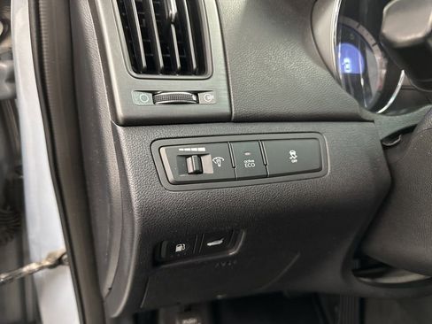 Used 2013 Hyundai Sonata SE FWD image 15