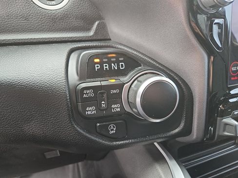 Used 2020 RAM 1500 Big Horn AWD/4WD image 23