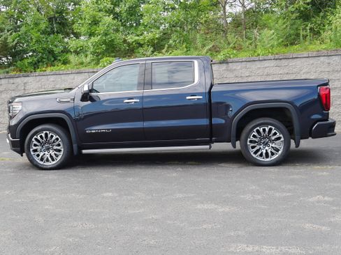 Certified 2023 GMC Sierra 1500 Denali Ultimate AWD/4WD image 3