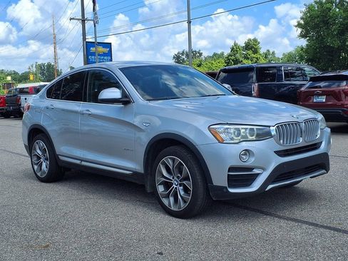 Used 2018 BMW X4 xDrive28i AWD/4WD image 3